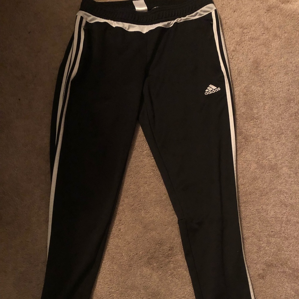 These straight leg joggers are made by Adidas and are a size M
